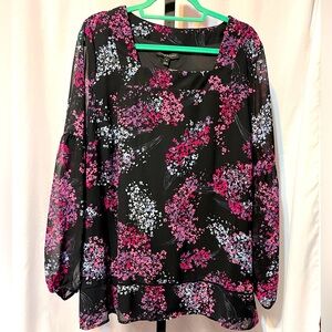 Lane Bryant long sleeve black, pink, & white flowery, flowy tunic. NWT